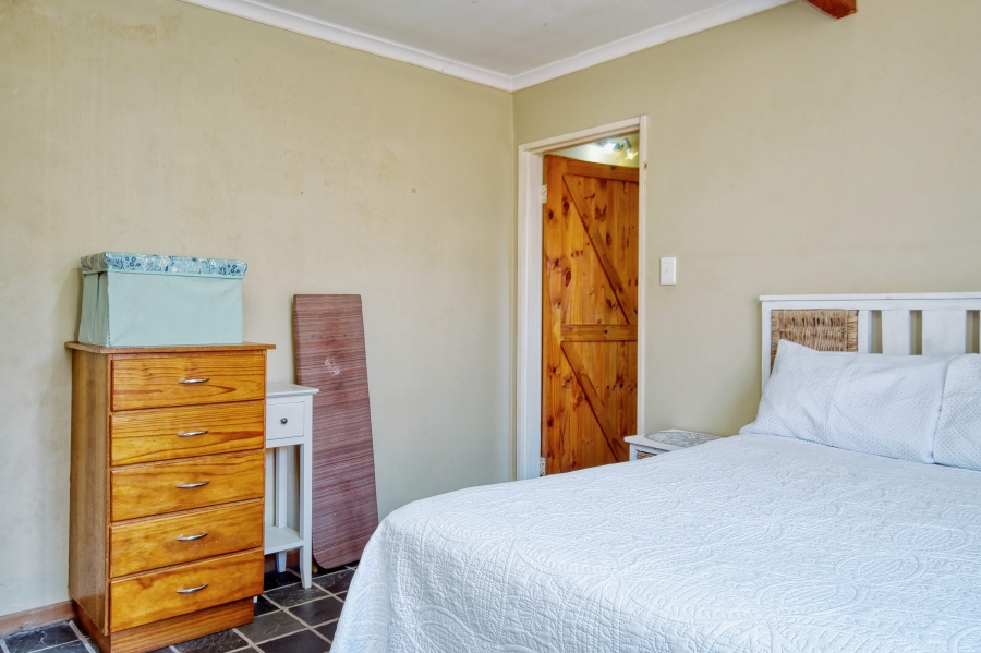 6 Bedroom Property for Sale in Summerstrand Eastern Cape